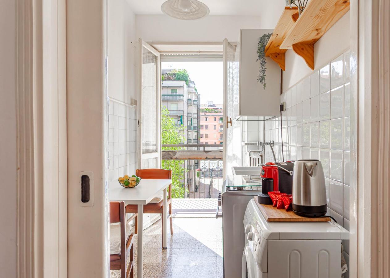 Apartmán Cozy Cityscape - Quartiere Ortica Milán Exteriér fotografie